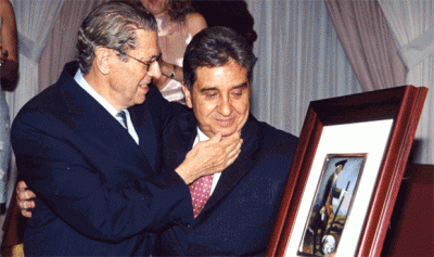 20091127135800-ricardo-medem.gif